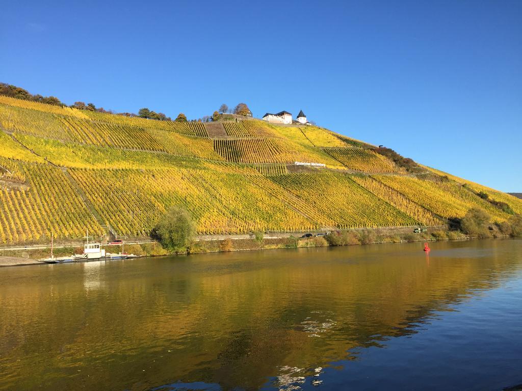 Vias Ferienwohnungen Punderich Luaran gambar
